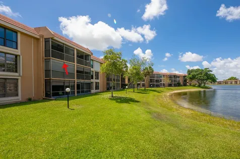 5926 Coral Lake Drive Margate FL 33063