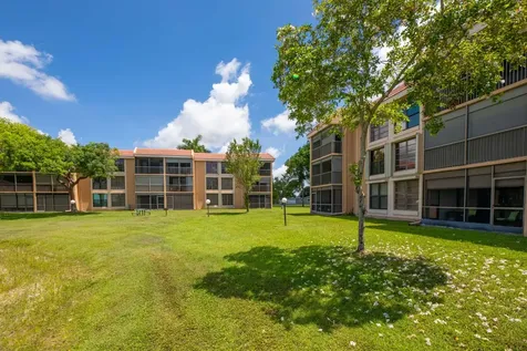 5926 Coral Lake Drive Margate FL 33063