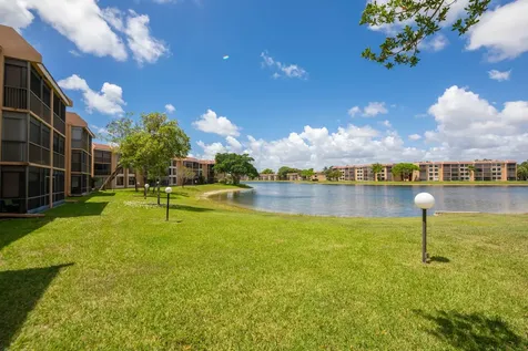 5926 Coral Lake Drive Margate FL 33063