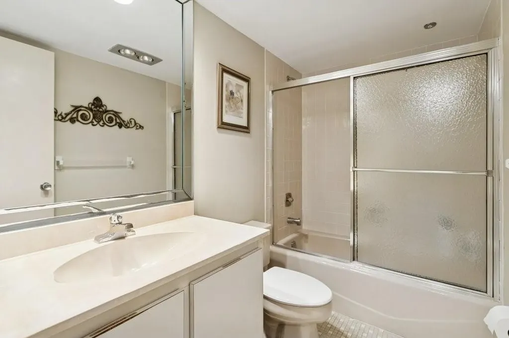 821 Cypress Boulevard Pompano Beach FL 33069