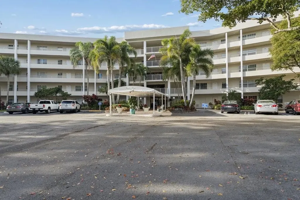 821 Cypress Boulevard Pompano Beach FL 33069
