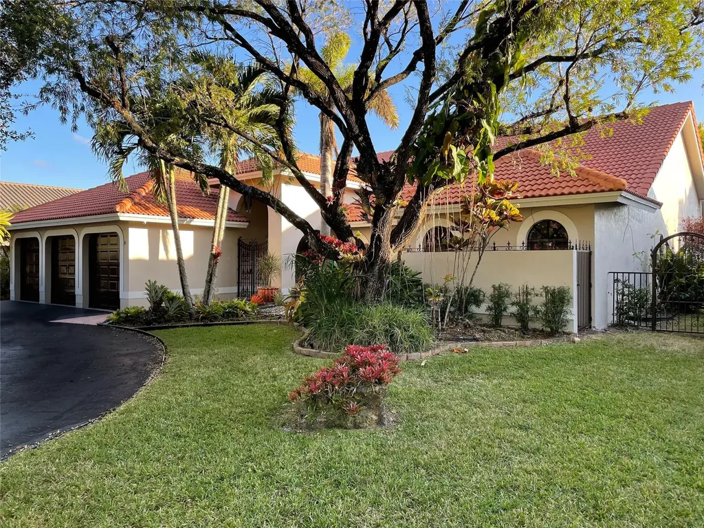 8472 NW 52nd Place Coral Springs FL 33067