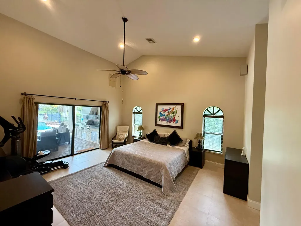 8472 NW 52nd Place Coral Springs FL 33067
