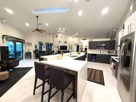8472 NW 52nd Place Coral Springs FL 33067