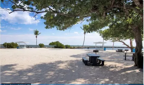 186 Dove Creek Drive Key Largo FL 33070
