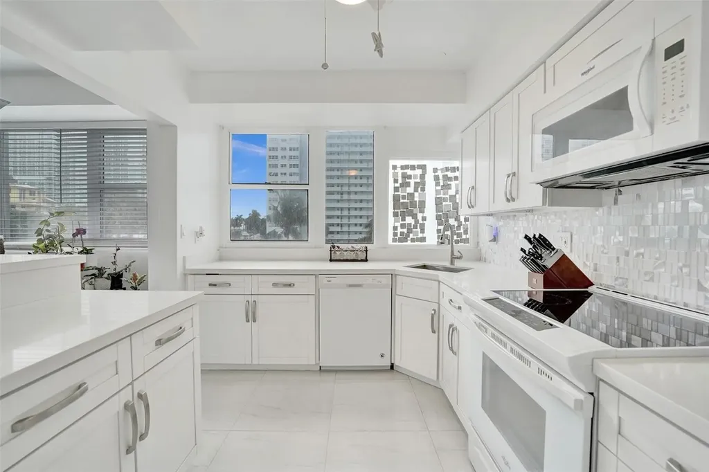 1900 S Ocean Drive Fort Lauderdale FL 33316