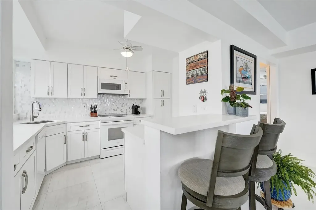 1900 S Ocean Drive Fort Lauderdale FL 33316