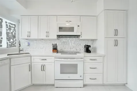 1900 S Ocean Drive Fort Lauderdale FL 33316