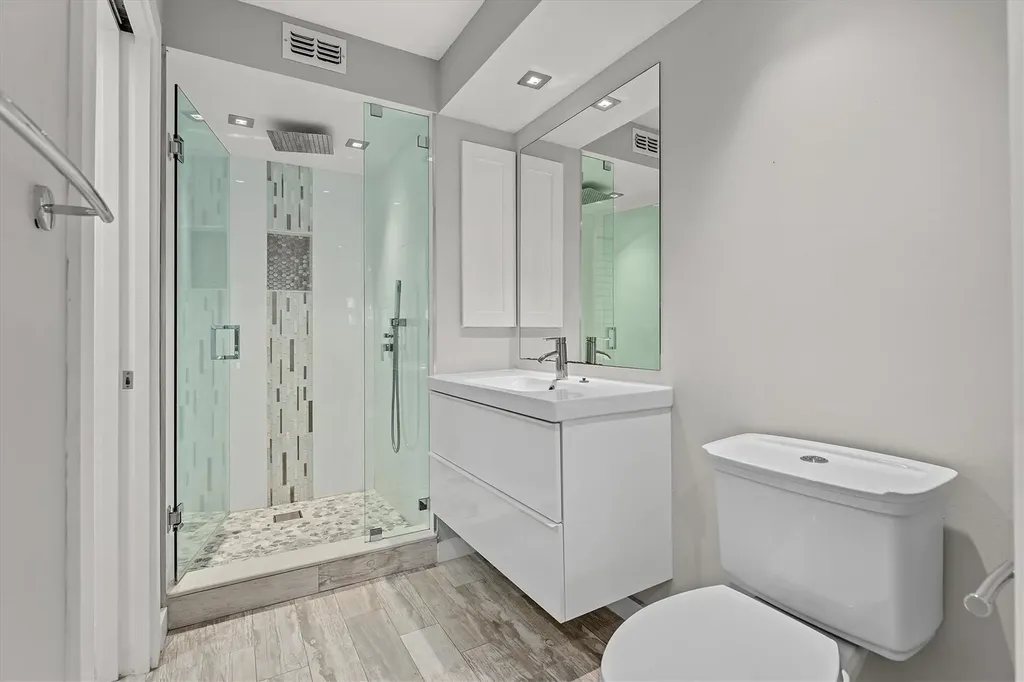 1629 Riverview Road Deerfield Beach FL 33441