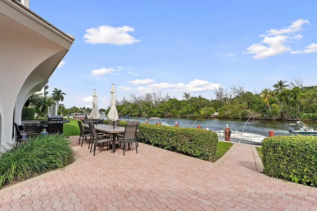 1629 Riverview Road Deerfield Beach FL 33441