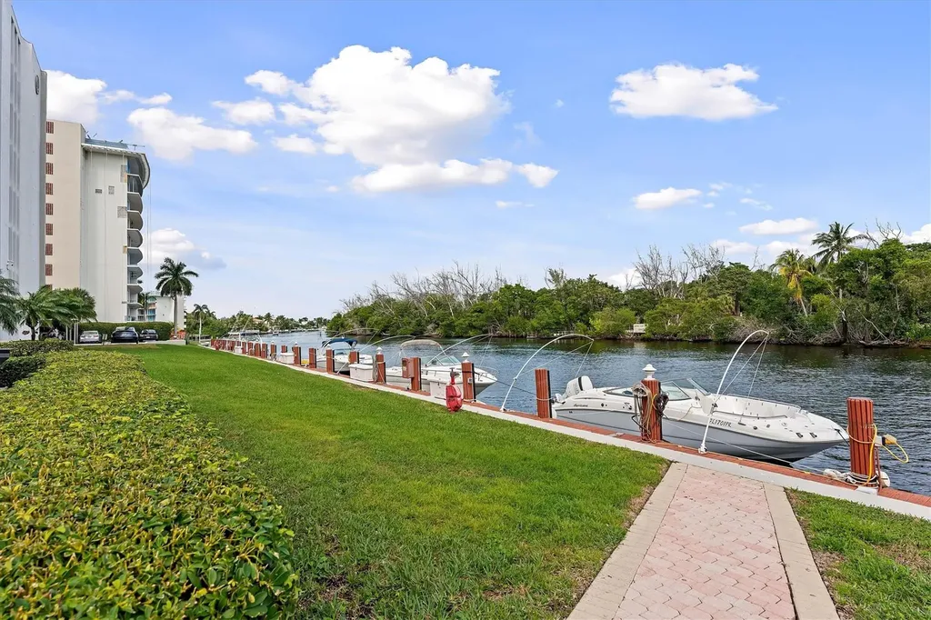 1629 Riverview Road Deerfield Beach FL 33441