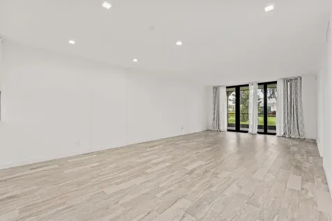 1629 Riverview Road Deerfield Beach FL 33441