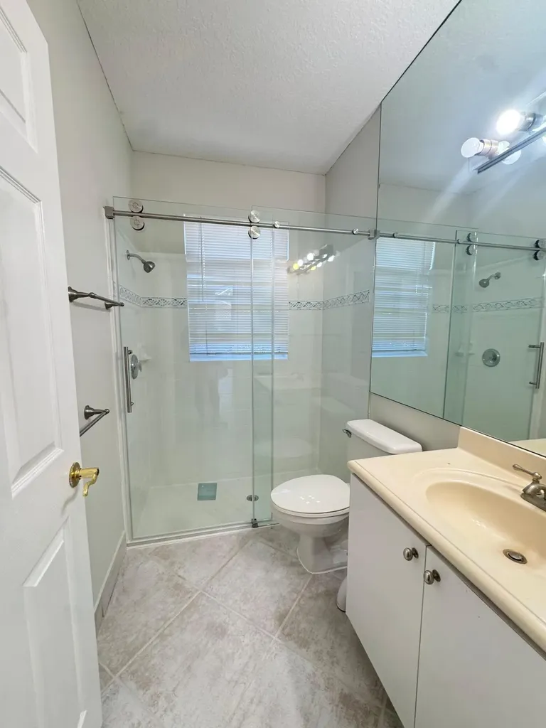 6740 NW 105th Lane Parkland FL 33076