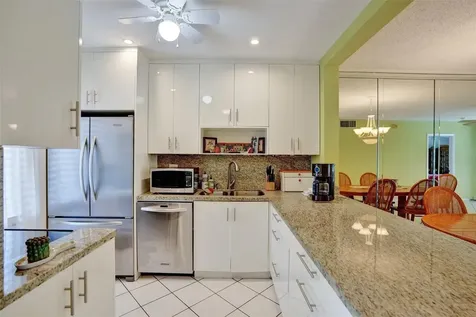 1461 S Ocean Boulevard Lauderdale By The Sea FL 33062