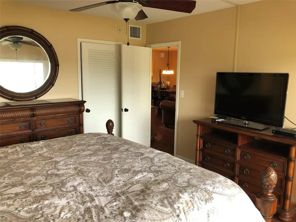 400 N Federal Highway Deerfield Beach FL 33441