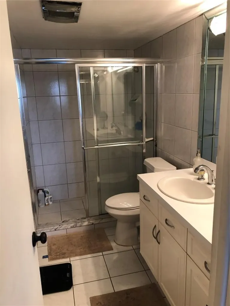 400 N Federal Highway Deerfield Beach FL 33441
