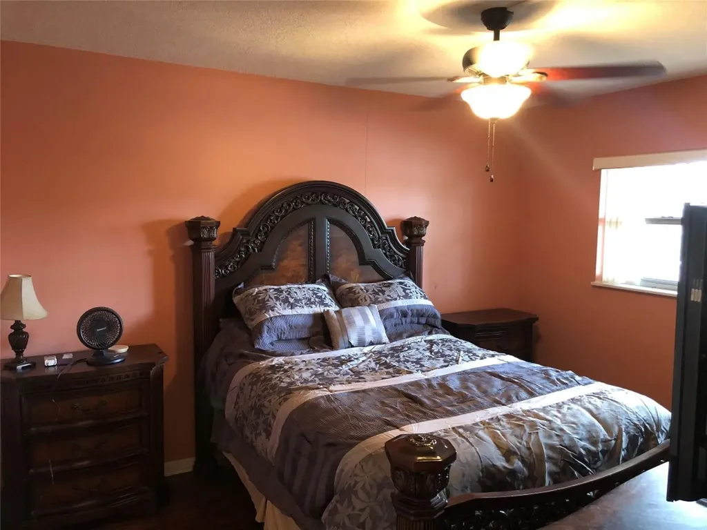 400 N Federal Highway Deerfield Beach FL 33441