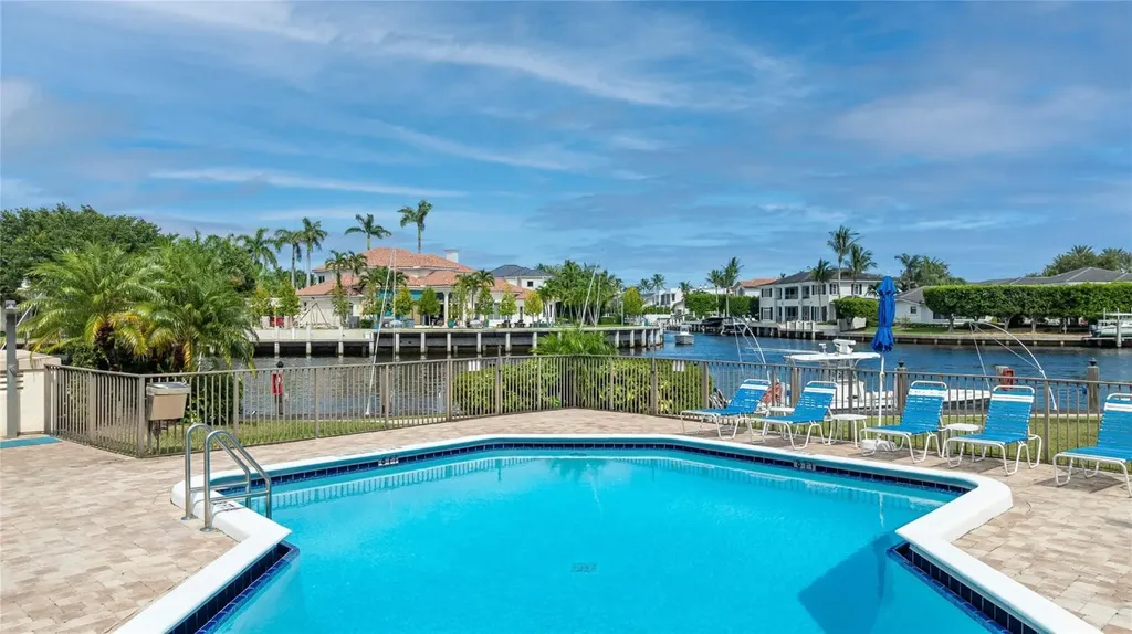 400 N Federal Highway Deerfield Beach FL 33441