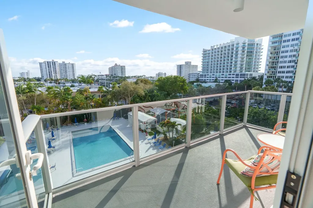 3333 NE 34th Street Fort Lauderdale FL 33308
