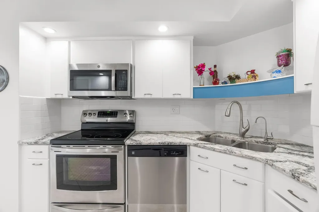 3333 NE 34th Street Fort Lauderdale FL 33308