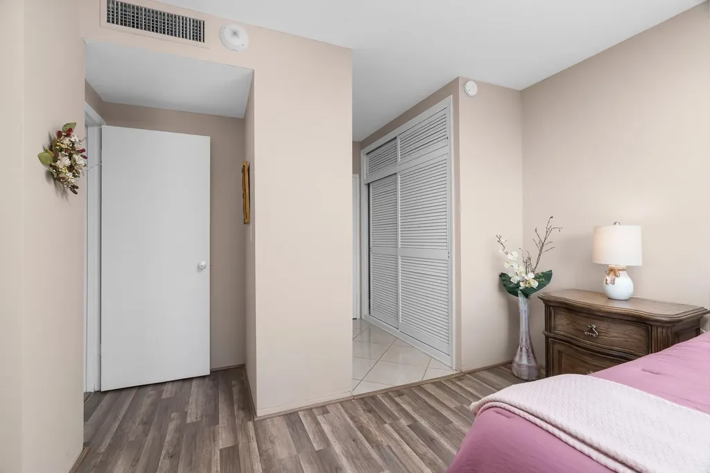 3333 NE 34th Street Fort Lauderdale FL 33308