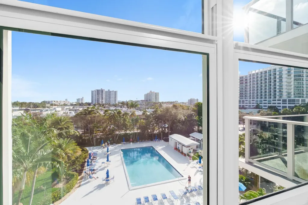 3333 NE 34th Street Fort Lauderdale FL 33308