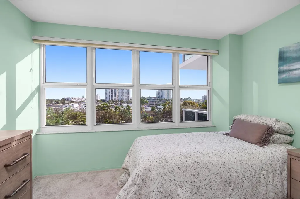 3333 NE 34th Street Fort Lauderdale FL 33308