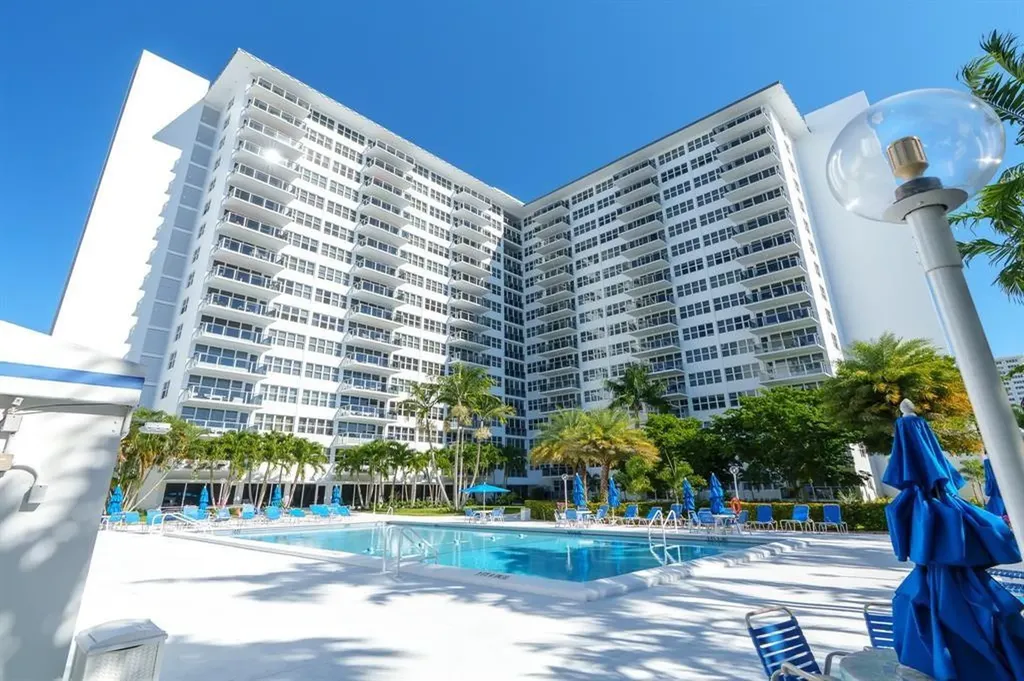 3333 NE 34th Street Fort Lauderdale FL 33308
