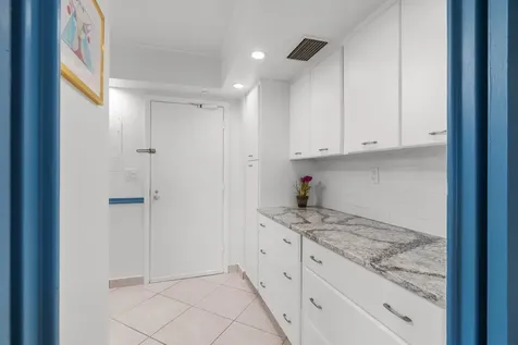 3333 NE 34th Street Fort Lauderdale FL 33308