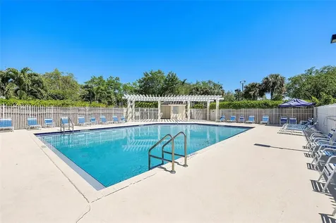 9816 NW 56th Place Coral Springs FL 33076