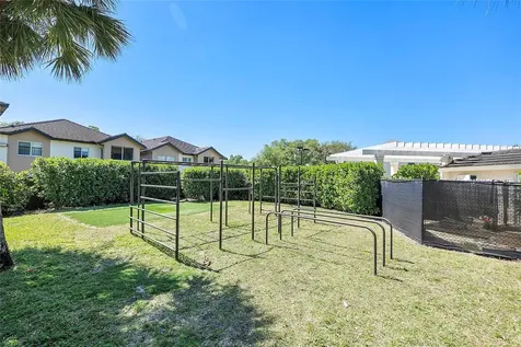 9816 NW 56th Place Coral Springs FL 33076