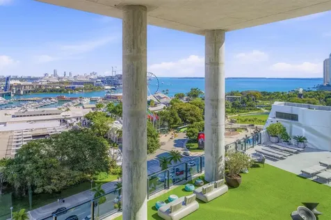 398 NE 5th Street Miami FL 33132