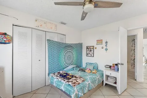 1001 SW 133rd Terrace Davie FL 33325
