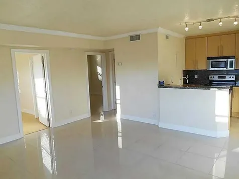 811 NE 14th Place Fort Lauderdale FL 33304