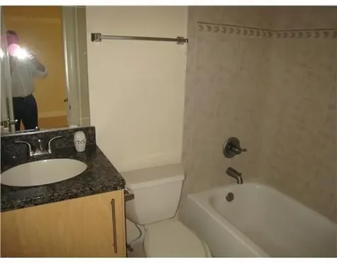 811 NE 14th Place Fort Lauderdale FL 33304