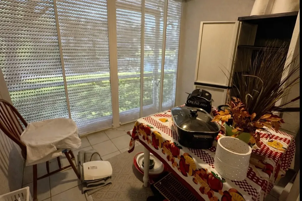 10382 NW 24th Place Sunrise FL 33322