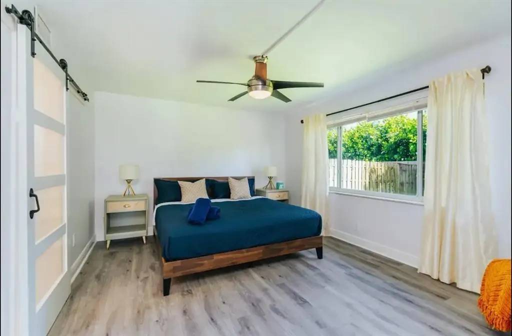 2521 NE 51st Street Lighthouse Point FL 33064