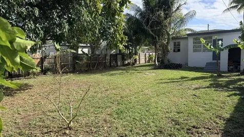2745 Funston Street Hollywood FL 33020