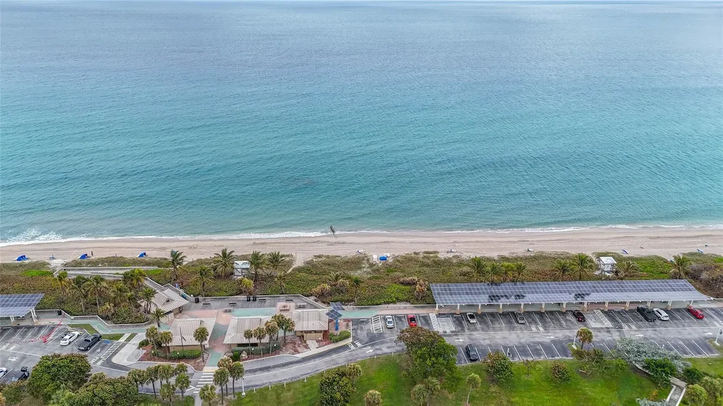 2514 Venetian Court Boynton Beach FL 33426