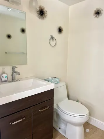 4104 N 49th Avenue Hollywood FL 33021