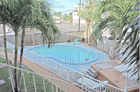 7851 Dunham Boulevard Miami FL 33138
