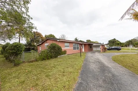 4797 NW 3rd Street Plantation FL 33317