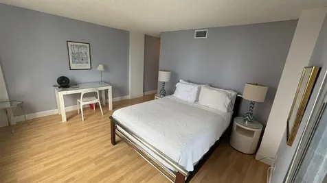 2200 NE 33rd Avenue Fort Lauderdale FL 33305