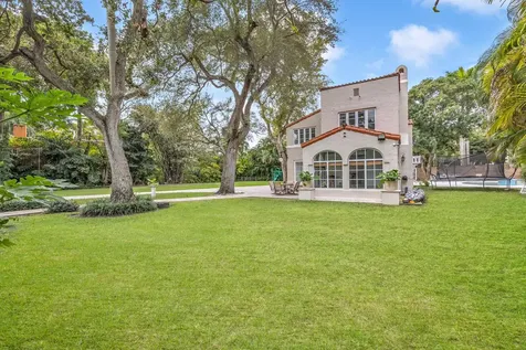 5960 N Bayshore Drive Miami FL 33137