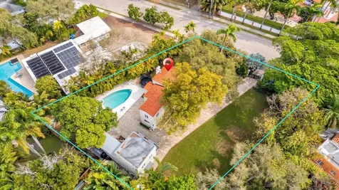 5960 N Bayshore Drive Miami FL 33137
