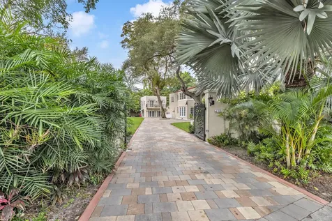5960 N Bayshore Drive Miami FL 33137
