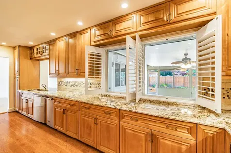 2650 NE 52nd Street Lighthouse Point FL 33064