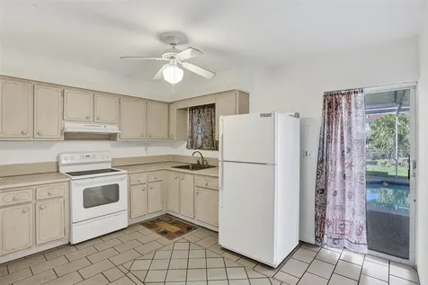 632 SW 8th Street Hallandale Beach FL 33009