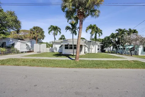 632 SW 8th Street Hallandale Beach FL 33009