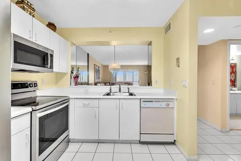 9560 Weldon Circle Tamarac FL 33321